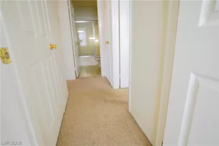 Photo #5: 2087989 Listing 