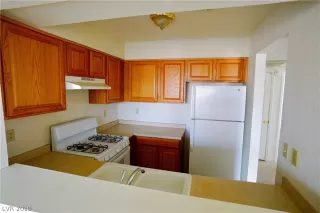 Photo #6: 2087989 Listing 