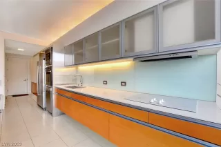 Photo #3: 2088029 Listing 