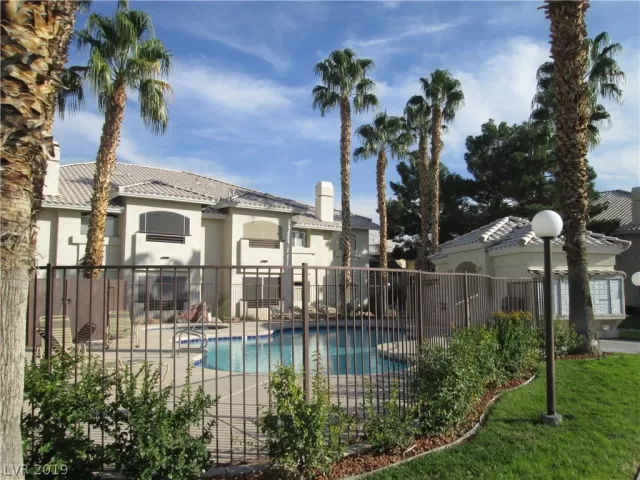 MLS: 2088090 Condo For Sale