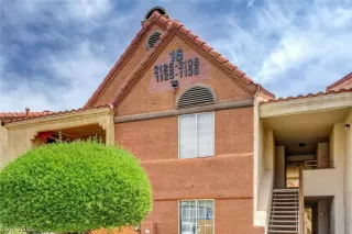 Photo #3: 2088097 Listing 