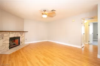 Photo #6: 2088117 Listing 