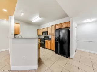 Photo #5: 2088139 Listing 