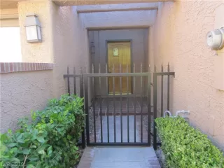 Photo #3: 2088165 Listing 