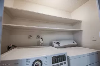 Photo #6: 2088198 Listing