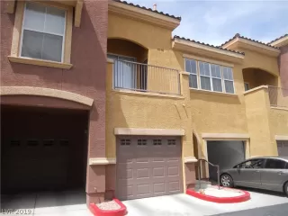 Photo #1: 2088205 Listing