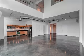 Photo #1: 2088210 Listing