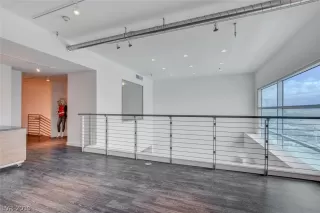 Photo #4: 2088210 Listing