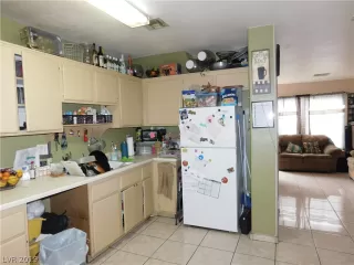 Photo #5: 2088224 Listing