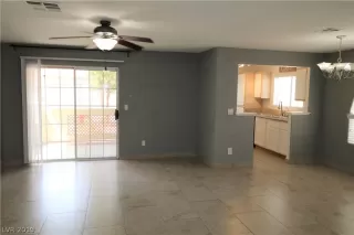 Photo #4: 2088246 Listing