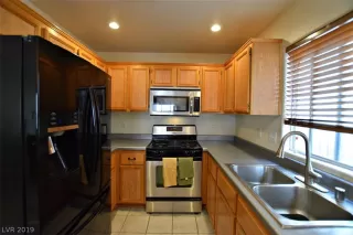 Photo #5: 2088260 Listing 