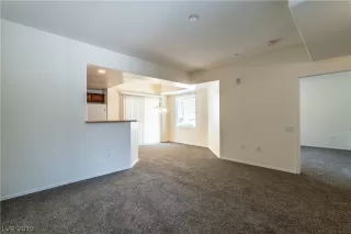 Photo #4: 2088273 Listing