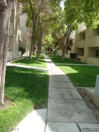 Photo #4: 2088294 Listing 