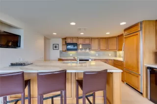 Photo #5: 2088295 Listing