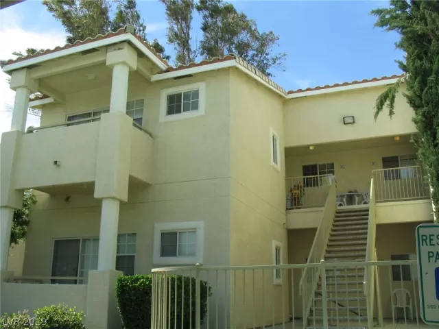 MLS: 2088305 Condo For Sale