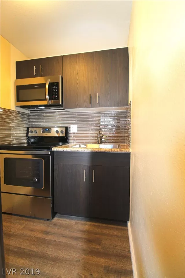 MLS: 2088324 Condo For Sale