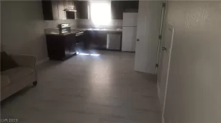 Photo #1: 2088403 Listing 