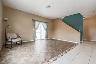 Photo #6: 2088461 Listing 