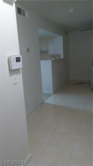 Photo #5: 2088463 Listing