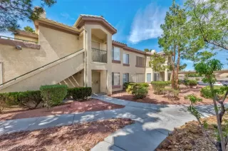 Photo #4: 2088488 Listing