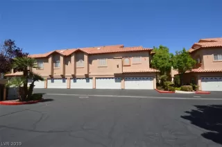 Photo #1: 2088491 Listing 
