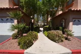 Photo #2: 2088491 Listing 