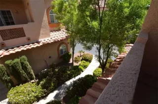 Photo #6: 2088491 Listing 