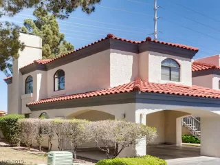 Photo #1: 2088524 Listing 
