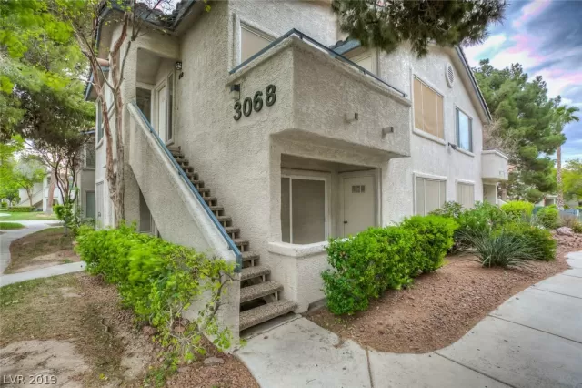 MLS: 2088542 Condo For Sale