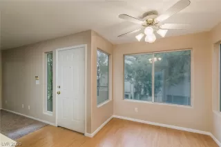 Photo #6: 2088542 Listing