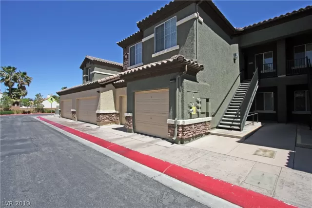 MLS: 2088557 Condo For Sale