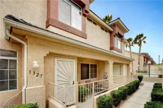 Photo #1: 2088610 Listing 