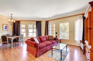Photo #3: 2088612 Listing 