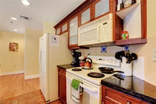 Photo #6: 2088612 Listing 