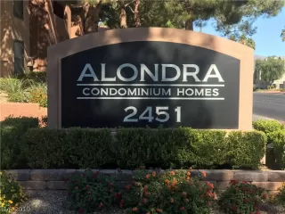 Photo #2: 2088641 Listing