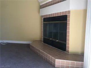 Photo #6: 2088641 Listing