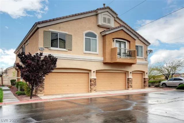 MLS: 2088669 Condo For Sale