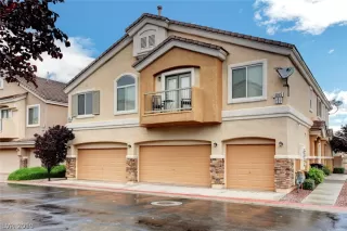 Photo #2: 2088669 Listing