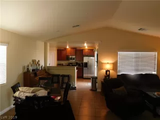 Photo #6: 2088715 Listing