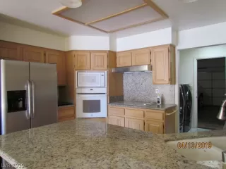 Photo #3: 2088726 Listing 