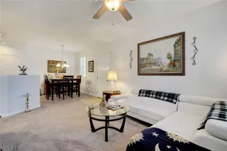 Photo #4: 2088740 Listing 