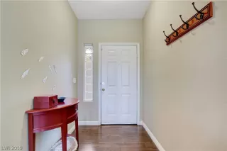 Photo #1: 2088746 Listing 