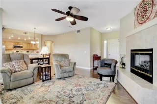 Photo #3: 2088746 Listing 