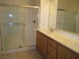 Photo #6: 2088747 Listing