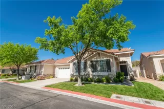 Photo #2: 2088761 Listing 