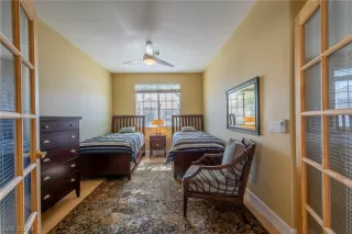 Photo #5: 2088761 Listing 