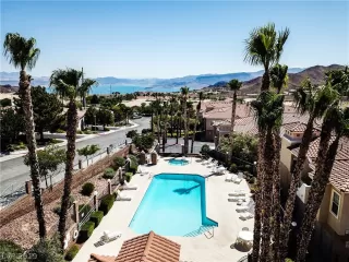 Photo #1: 2088769 Listing