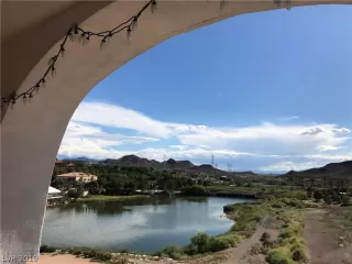 Photo #3: 2088827 Listing 