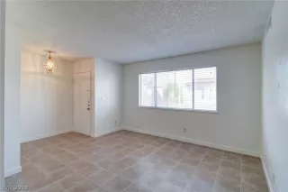 Photo #1: 2088857 Listing 