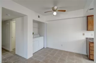 Photo #4: 2088857 Listing 